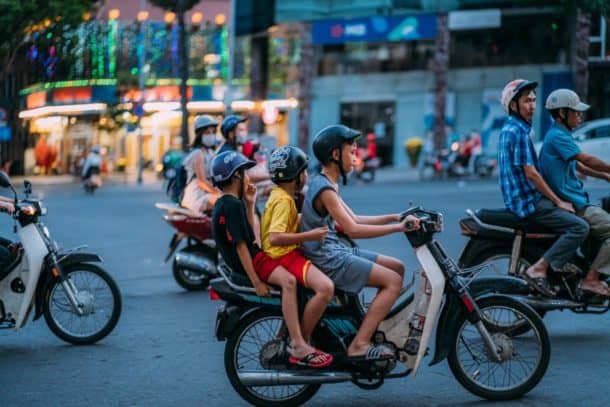 Traffic in Saigon, Ho Chi Minh City Vietnam - Tron Le (Unsplash)