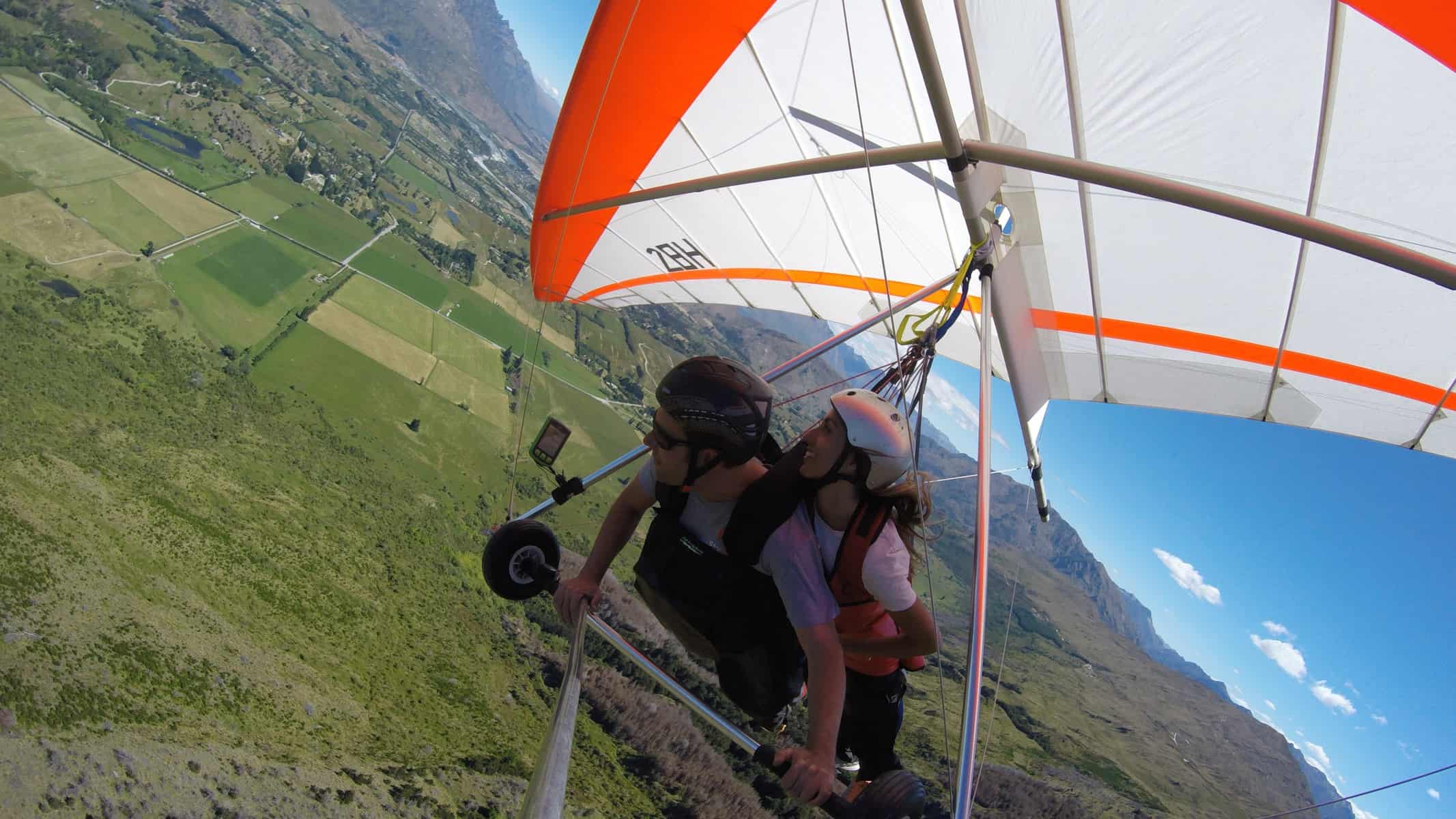 Hang gliding around Coronet Peak